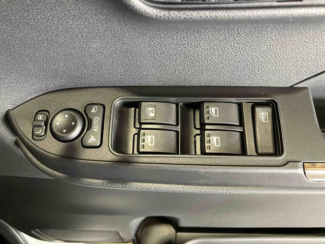 タント カスタムX (車内 消臭・抗菌 処理済) 衝突被害軽減システム 4WD バックカメラ アルミホイール キーフリーシステム(21枚目)