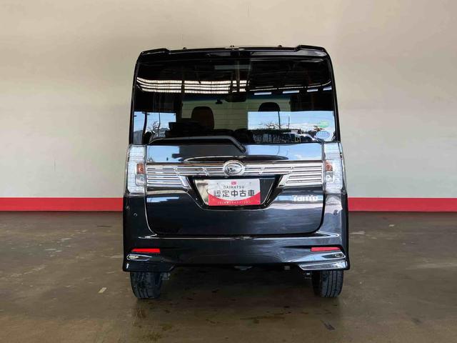 タント カスタムRS トップエディションリミテッドSAIII (車内 消臭・抗菌 処理済) 衝突被害軽減システム 4WD 両側パワースライドドア ナビ パノラマモニター アルミホイール キーフリーシステム(4枚目)