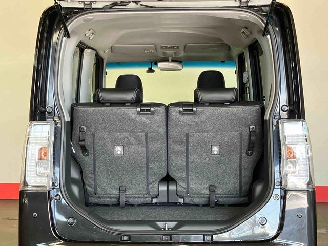 タント カスタムRS トップエディションリミテッドSAIII (車内 消臭・抗菌 処理済) 衝突被害軽減システム 4WD 両側パワースライドドア ナビ パノラマモニター アルミホイール キーフリーシステム(7枚目)