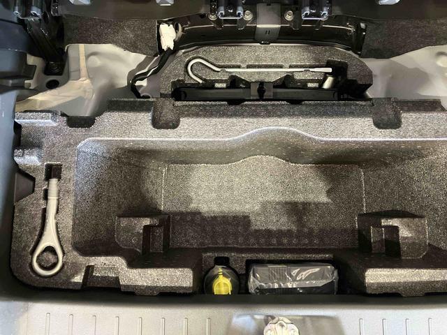 ムーヴキャンバス Gメイクアップリミテッド SAIII (車内 消臭・抗菌 処理済) 衝突被害軽減システム 両側パワースライドドア ナビ パノラマモニター アルミホイール キーフリーシステム(21枚目)