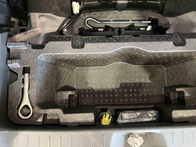 ムーヴキャンバス Gメイクアップリミテッド SAIII (車内 消臭・抗菌 処理済) 衝突被害軽減システム ナビ パノラマモニター アルミホイール キーフリーシステム(22枚目)