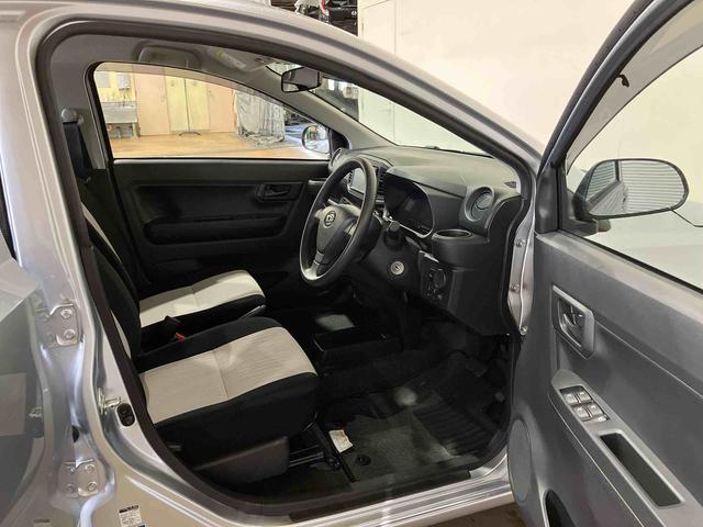 ミライース L SAIII (車内 消臭・抗菌 処理済) 衝突被害軽減システム 4WD ナビ バックカメラ キーレスエントリー(9枚目)