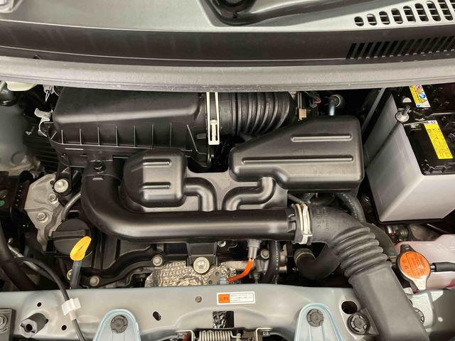 タント ファンクロス　（車内　消臭・抗菌　処理済）　衝突被害軽減システム　４ＷＤ　両側パワースライドドア　バックカメラ　アルミホイール　キーフリーシステム（6枚目）