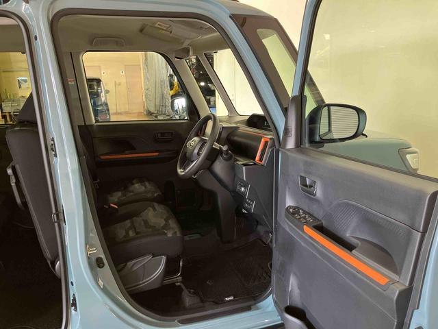 タント ファンクロス　（車内　消臭・抗菌　処理済）　衝突被害軽減システム　４ＷＤ　両側パワースライドドア　バックカメラ　アルミホイール　キーフリーシステム（9枚目）