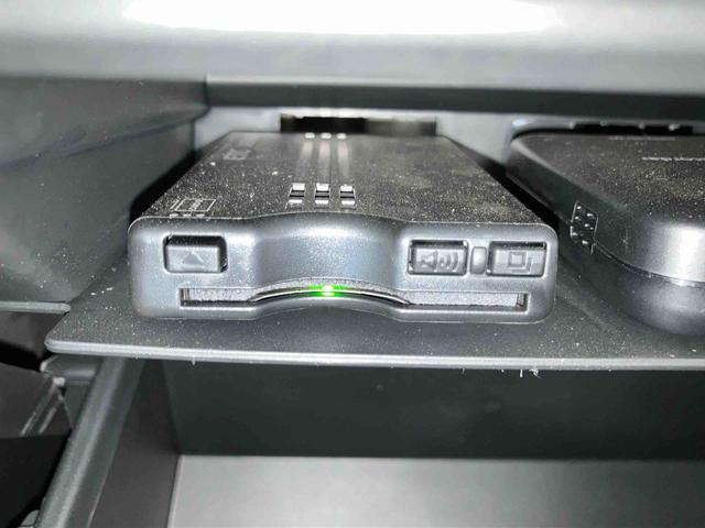 タフト Ｇターボ　ダーククロムベンチャー　（車内　消臭・抗菌　処理済）　衝突被害軽減システム　４ＷＤ　アダプティブクルーズコントロール　ナビ　バックカメラ　アルミホイール　キーフリーシステム（18枚目）