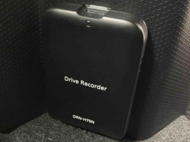 タント カスタムRSセレクション (車内 消臭・抗菌 処理済) 衝突被害軽減システム 4WD 両側パワースライドドア アダプティブクルーズコントロール ナビ パノラマモニター アルミホイール キーフリーシステム(17枚目)