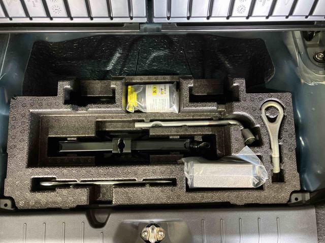 タント カスタムＲＳセレクション　（車内　消臭・抗菌　処理済）　衝突被害軽減システム　４ＷＤ　両側パワースライドドア　ナビ　パノラマモニター　アダプティブクルーズコントロール　アルミホイール　キーフリーシステム（23枚目）