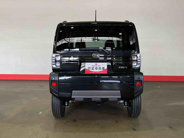 タフト Ｇ　ダーククロムベンチャー　（車内　消臭・抗菌　処理済）　衝突被害軽減システム　４ＷＤ　バックカメラ　アルミホイール　キーフリーシステム（4枚目）