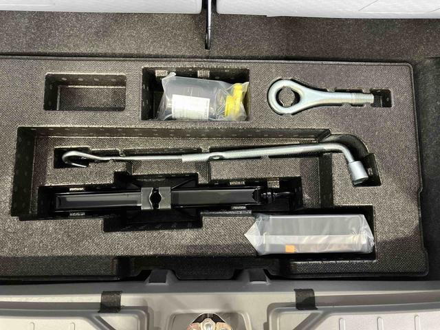 タフト Ｇ　ダーククロムベンチャー　（車内　消臭・抗菌　処理済）　衝突被害軽減システム　４ＷＤ　バックカメラ　アルミホイール　キーフリーシステム（21枚目）