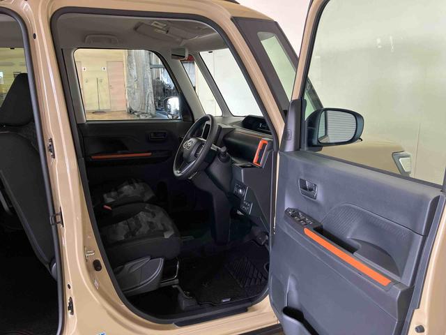 タント ファンクロス (車内 消臭・抗菌 処理済) 衝突被害軽減システム 4WD 両側パワースライドドア バックカメラ アルミホイール キーフリーシステム(9枚目)