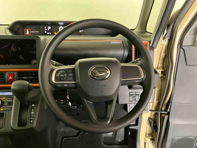 タント ファンクロス (車内 消臭・抗菌 処理済) 衝突被害軽減システム 4WD 両側パワースライドドア バックカメラ アルミホイール キーフリーシステム(12枚目)