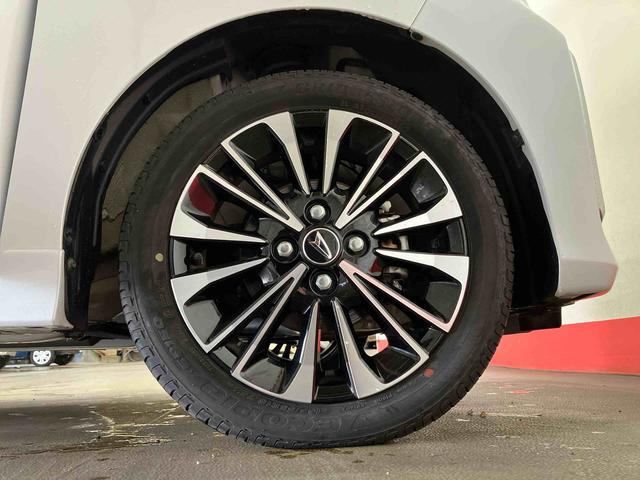 タント カスタムＲＳ　（車内　消臭・抗菌　処理済）　衝突被害軽減システム　４ＷＤ　両側パワースライドドア　バックカメラ　アルミホイール　キーフリーシステム（20枚目）