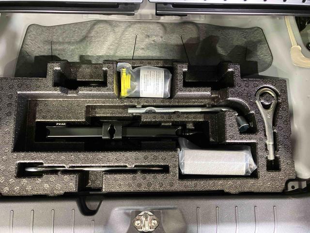 タント カスタムＲＳ　（車内　消臭・抗菌　処理済）　衝突被害軽減システム　４ＷＤ　両側パワースライドドア　バックカメラ　アルミホイール　キーフリーシステム（23枚目）