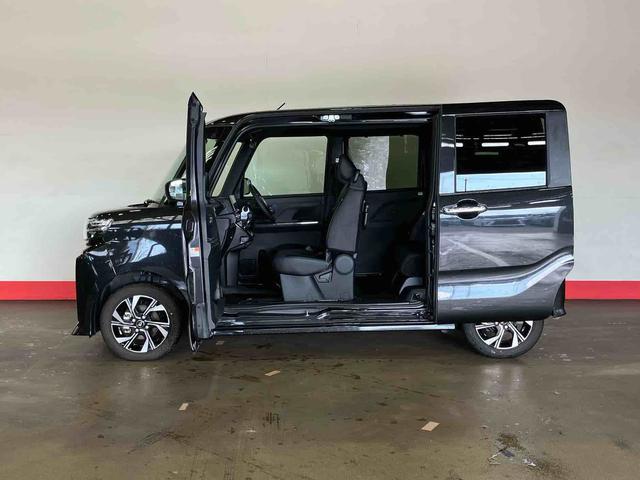 タント カスタムＸ　（車内　消臭・抗菌　処理済）　衝突被害軽減システム　４ＷＤ　両側パワースライドドア　バックカメラ　アルミホイール　キーフリーシステム（5枚目）