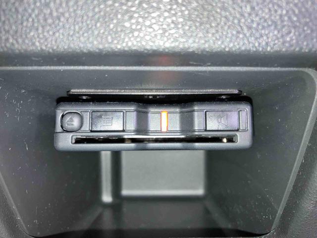 ムーヴキャンバス GメイクアップVS SAIII (車内 消臭・抗菌 処理済) 衝突被害軽減システム 両側パワースライドドア ナビ パノラマモニター キーフリーシステム(19枚目)