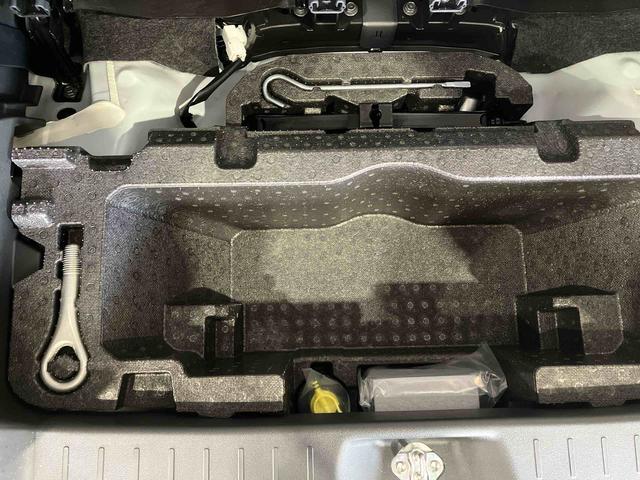 ムーヴキャンバス GメイクアップVS SAIII (車内 消臭・抗菌 処理済) 衝突被害軽減システム 両側パワースライドドア ナビ パノラマモニター キーフリーシステム(23枚目)