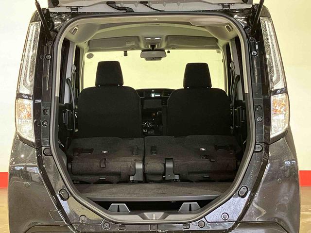 トール カスタムG (車内 消臭・抗菌 処理済) 衝突被害軽減システム 4WD 両側パワースライドドア ナビ パノラマモニター アルミホイール キーフリーシステム(8枚目)