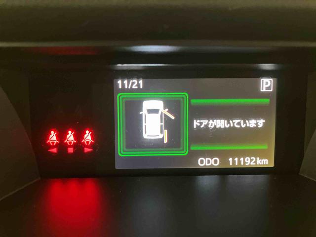 トール カスタムG (車内 消臭・抗菌 処理済) 衝突被害軽減システム 4WD 両側パワースライドドア ナビ パノラマモニター アルミホイール キーフリーシステム(14枚目)