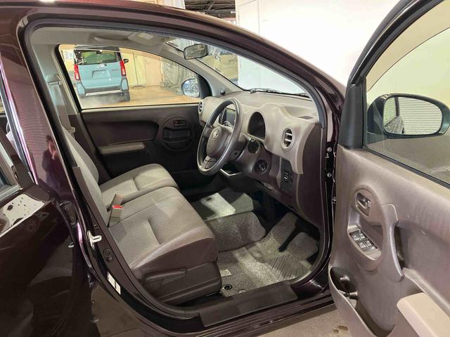 パッソ １．０Ｘ　Ｌパッケージ・キリリ　（車内　消臭・抗菌　処理済）　ナビ　キーレスエントリー（9枚目）