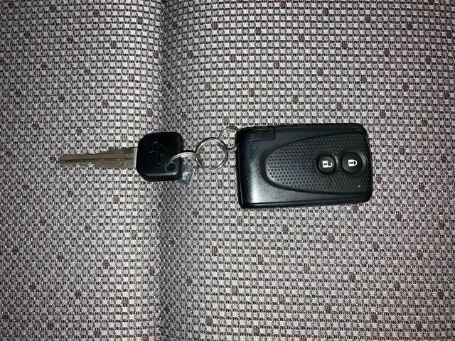 パッソ １．０Ｘ　Ｌパッケージ・キリリ　（車内　消臭・抗菌　処理済）　ナビ　キーレスエントリー（18枚目）