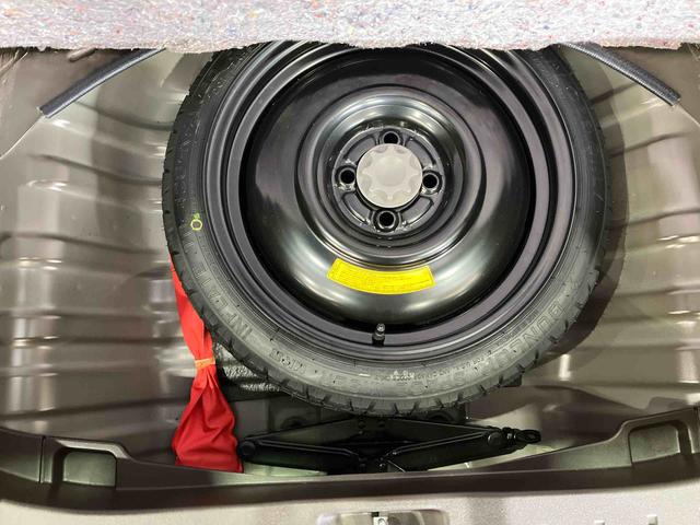 パッソ １．０Ｘ　Ｌパッケージ・キリリ　（車内　消臭・抗菌　処理済）　ナビ　キーレスエントリー（19枚目）