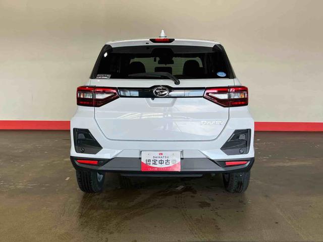 ロッキー Ｘ　（車内　消臭・抗菌　処理済）　衝突被害軽減システム　４ＷＤ　ナビ　パノラマモニター　アルミホイール　キーフリーシステム（4枚目）