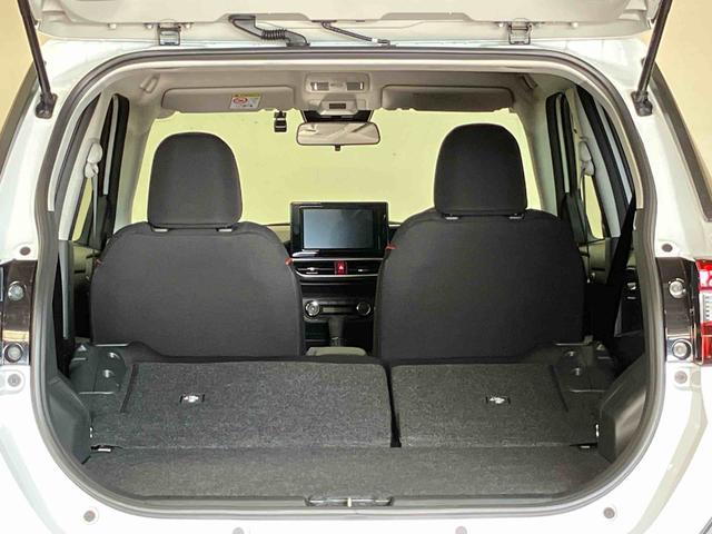 ロッキー Ｘ　（車内　消臭・抗菌　処理済）　衝突被害軽減システム　４ＷＤ　ナビ　パノラマモニター　アルミホイール　キーフリーシステム（8枚目）