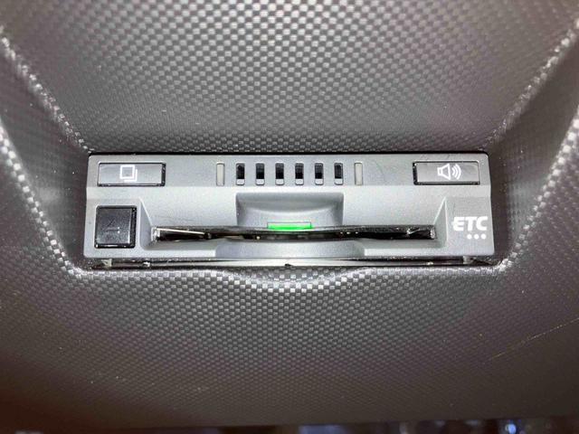 ロッキー Ｘ　（車内　消臭・抗菌　処理済）　衝突被害軽減システム　４ＷＤ　ナビ　パノラマモニター　アルミホイール　キーフリーシステム（17枚目）