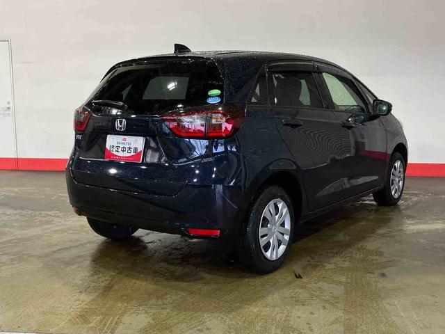 フィット ホーム (車内 消臭・抗菌 処理済) 衝突被害軽減システム 4WD ナビ バックカメラ スマートキー(2枚目)