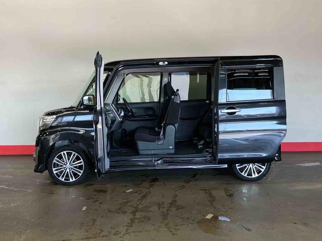 タント カスタムＲＳ　ＳＡ　（車内　消臭・抗菌　処理済）　衝突被害軽減システム　両側パワースライドドア　ナビ　バックカメラ　アルミホイール　キーレスエントリー（5枚目）