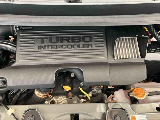 タント カスタムＲＳ　ＳＡ　（車内　消臭・抗菌　処理済）　衝突被害軽減システム　両側パワースライドドア　ナビ　バックカメラ　アルミホイール　キーレスエントリー（6枚目）