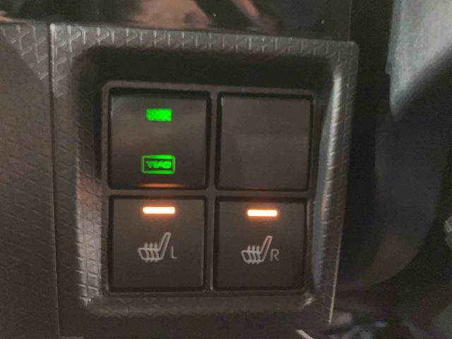 タント カスタムＸスタイルセレクション　（車内　消臭・抗菌　処理済）　衝突被害軽減システム　４ＷＤ　両側パワースライドドア　ナビ　バックカメラ　アルミホイール　キーフリーシステム（18枚目）