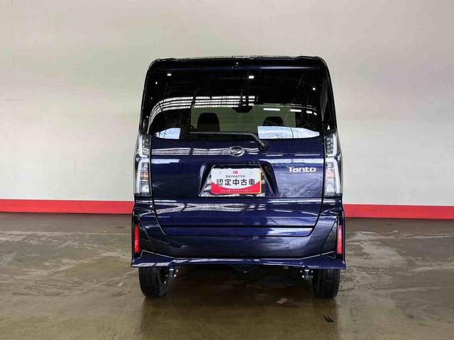 タント カスタムＸ　（車内　消臭・抗菌　処理済）　衝突被害軽減システム　４ＷＤ　両側パワースライドドア　パノラマモニター　アルミホイール　キーフリーシステム（4枚目）
