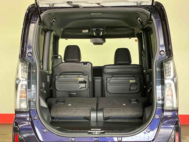 タント カスタムＸ　（車内　消臭・抗菌　処理済）　衝突被害軽減システム　４ＷＤ　両側パワースライドドア　パノラマモニター　アルミホイール　キーフリーシステム（8枚目）