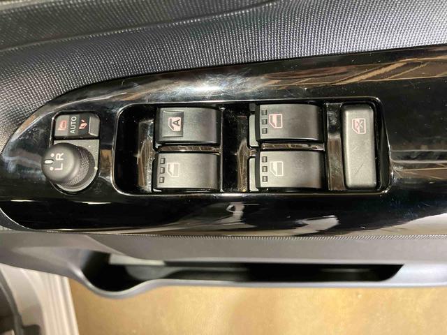 ムーヴキャンバス Xブラックインテリアリミテッド SAIII (車内 消臭・抗菌 処理済) 衝突被害軽減システム 両側パワースライドドア ナビ パノラマモニター キーフリーシステム(20枚目)