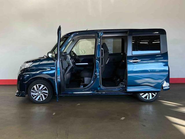 トール カスタムＧ　リミテッドＩＩ　ＳＡＩＩＩ　（車内　消臭・抗菌　処理済）　衝突被害軽減システム　両側パワースライドドア　クルーズコントロール　ナビ　パノラマモニター　アルミホイール　キーフリーシステム（5枚目）