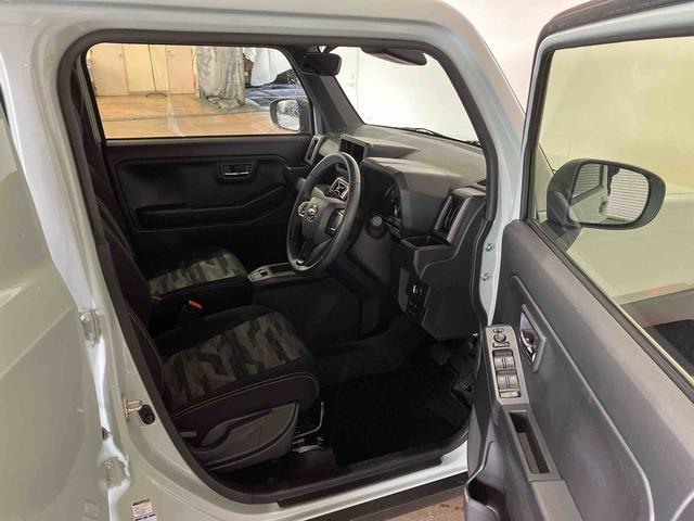 タフト Ｇ　ダーククロムベンチャー　（車内　消臭・抗菌　処理済）　衝突被害軽減システム　４ＷＤ　バックカメラ　アルミホイール　キーフリーシステム（9枚目）