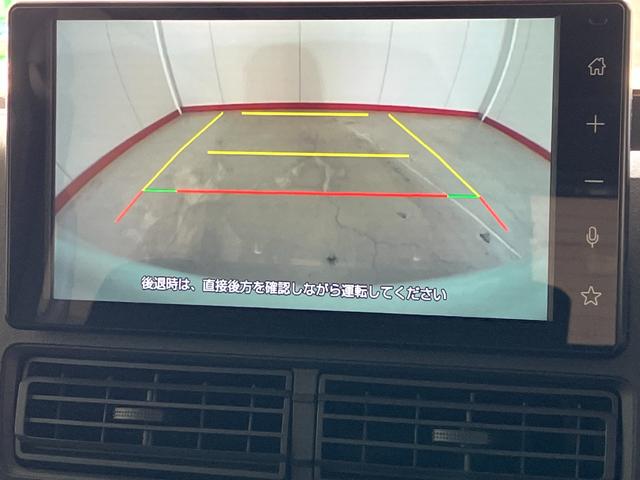 ハイゼットカーゴ クルーズ　　ディスプレイオーディオ／社外前後ドラレコ／ＥＴＣ　ワンオーナー　９インチスマホ連携ディスプレイオーディオ　純正ＥＴＣ　社外前後ドライブレコーダー　バックモニター　両側スライドドア　スマアシ　アイドリングストップ　スマートキー　ハロゲンヘッドライト（6枚目）
