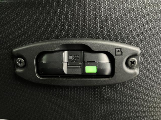 タント カスタムＸ　ナビ／前後ドラレコ／アルミ／スマアシ　ワンオーナー　純正ナビ　純正前後ドライブレコーダー　パノラマモニター　両側パワースライドドア　運転席・助手席シートヒーター　ＬＥＤヘッドランプ　電動パーキングブレーキ　純正１４インチアルミホイール（8枚目）