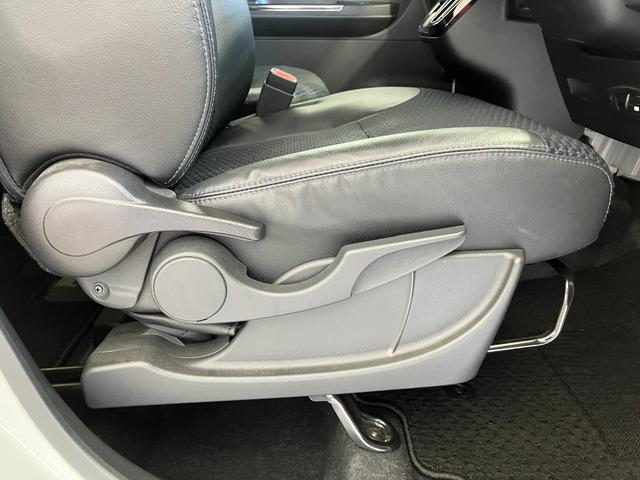 タント カスタムＸ　ナビ／前後ドラレコ／アルミ／スマアシ　ワンオーナー　純正ナビ　純正前後ドライブレコーダー　パノラマモニター　両側パワースライドドア　運転席・助手席シートヒーター　ＬＥＤヘッドランプ　電動パーキングブレーキ　純正１４インチアルミホイール（10枚目）