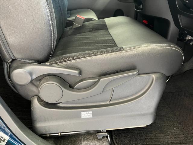 タント カスタムＸ　トップエディションＶＳ　ＳＡＩＩＩ　ナビ／アルミ　ワンオーナー　純正ナビ　純正ドライブレコーダー　パノラマモニター　両側パワースライドドア　Ｂｌｕｅｔｏｏｔｈ接続　運転席シートヒーター　ＬＥＤヘッドランプ　電動格納ミラー　スマアシＩＩＩ（8枚目）