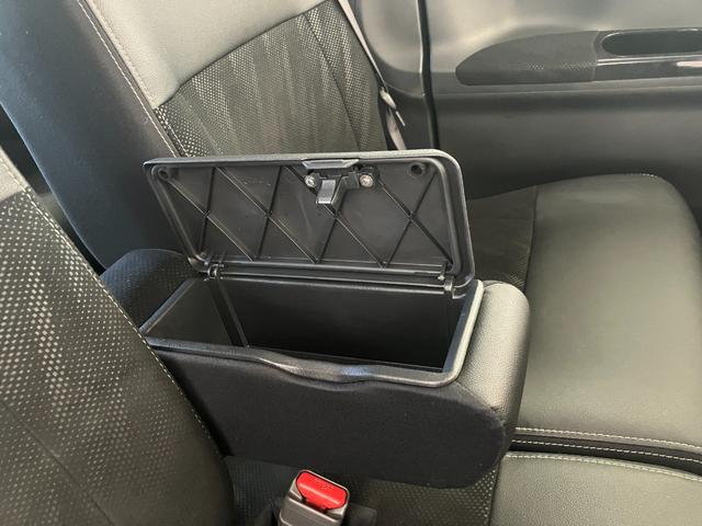 タント カスタムＸ　トップエディションＶＳ　ＳＡＩＩＩ　ナビ／アルミ　ワンオーナー　純正ナビ　純正ドライブレコーダー　パノラマモニター　両側パワースライドドア　Ｂｌｕｅｔｏｏｔｈ接続　運転席シートヒーター　ＬＥＤヘッドランプ　電動格納ミラー　スマアシＩＩＩ（11枚目）