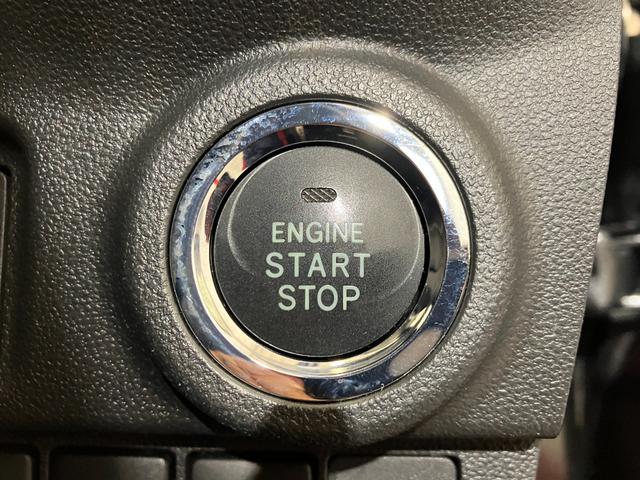 快適にお乗りいただくために、外装を美しく仕上げるだけでなく、内装も細部にいたるまで徹底した清掃・洗浄を実施しております☆