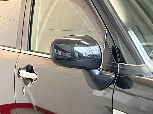 安全・安心な走行のために、納車前にダイハツのクルマを知り尽くしたエキスパートが基本性能に関わる機能や状態を徹底的に点検。消耗部品の交換など法定１２ヶ月点検相当の点検・整備を実施しております。