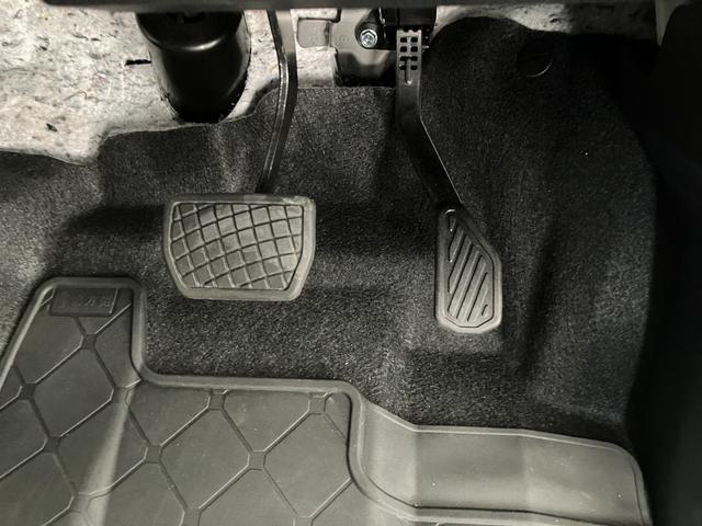 タント カスタムＸ　オーディオレス／フロントシートヒーター　ワンオーナー　オーディオレス　バックモニター対応カメラ　両側パワースライドドア　運転席・助手席シートヒーター　電動パーキングブレーキ　オートブレーキホールド　純正１４インチアルミホイール　スマアシ（33枚目）