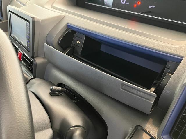 タント Ｘアップグレードパック　ＤＶＤ／ＵＳＢチューナー／ドラレコ　ワンオーナー　純正ＤＶＤ／ＵＳＢチューナー　純正ドライブレコーダー　バックモニター　Ｂｌｕｅｔｏｏｔｈ接続　左側パワースライドドア　ＬＥＤヘッドランプ　スマアシ　アイドリングストップ　スマートキー（17枚目）