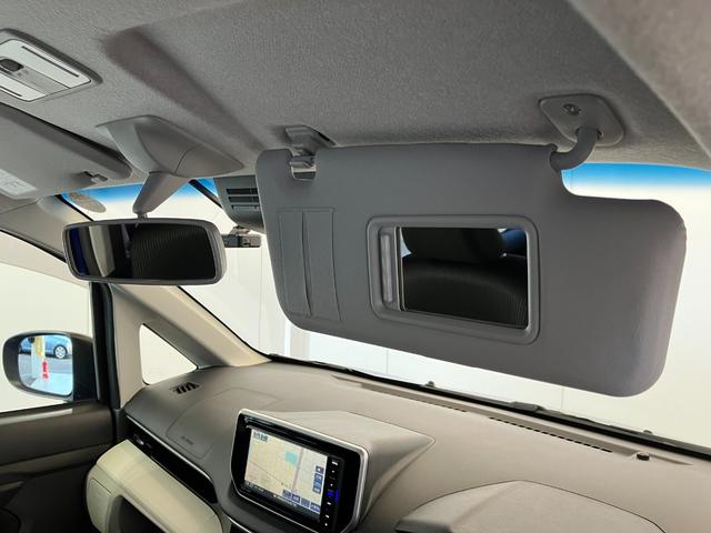 ムーヴ Ｘリミテッド　ＳＡＩＩＩ　　ナビ／ドラレコ／アルミ　ワンオーナー　純正ナビ　純正ドライブレコーダー　バックモニター　運転席シートヒーター　Ｂｌｕｅｔｏｏｔｈ接続　電動格納ミラー　純正１４インチアルミホイール　ハロゲンヘッドライト　スマートキー（11枚目）