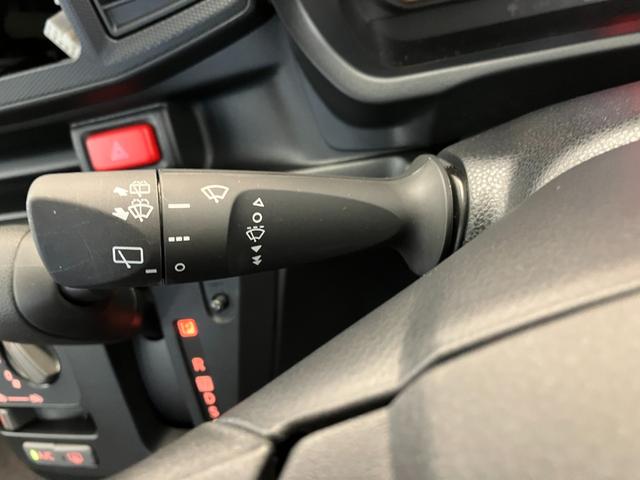 ミライース Ｌ　ＳＡＩＩＩ　オーディオレス／キーレスエントリー　ワンオーナー　オーディオレス　キーレスエントリー　アイドリングストップ　スマアシＩＩＩ　ハロゲンヘッドライト　オートライトオートマチックハイビーム　バイザー　取扱説明書　メンテナンスノート（12枚目）