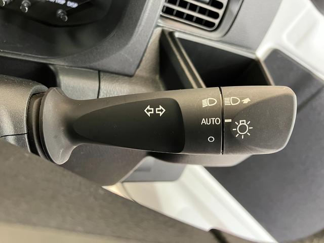 ハイゼットトラック スタンダード MT/スマアシ ワンオーナー MT AM/FMラジオ スマアシ ハロゲンヘッドライト オートライト オートマチックハイビーム 取扱説明書 メンテナンスノート(13枚目)