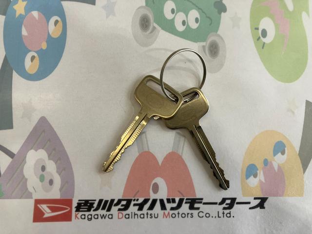 ハイゼットトラック スタンダード MT/スマアシ ワンオーナー MT AM/FMラジオ スマアシ ハロゲンヘッドライト オートライト オートマチックハイビーム 取扱説明書 メンテナンスノート(39枚目)